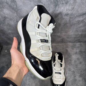 Size 10 | Jordan 11 Concord No Box | Pre-Owned